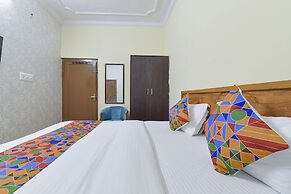 Fabhotel Rajwada Palace