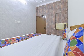 Fabhotel Rajwada Palace