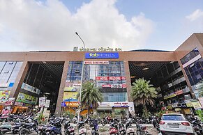 Fabhotel Rose Palace