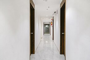 Fabhotel Rose Palace