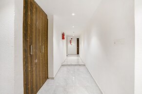 Fabhotel Rose Palace