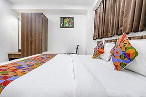 Fabhotel Rose Palace