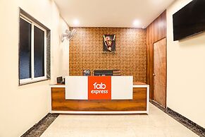 FabHotel Dreamz Inn