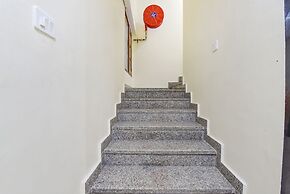 Fabhotel Hari Om Inn