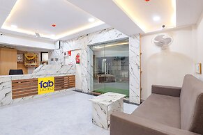 Fabhotel Crystal I