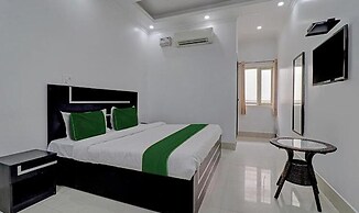 Fabhotel Shri Krishna Residency