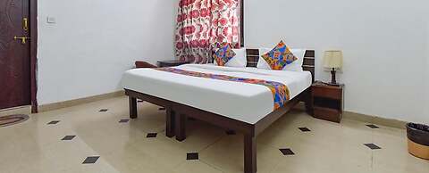 Fabhotel Kunadi Heritage