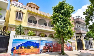 Fabhotel Kunadi Heritage