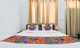 Fabhotel Kunadi Heritage
