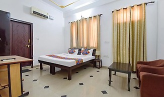 Fabhotel Kunadi Heritage