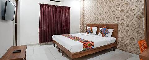 Fabhotel Champion Grand