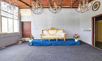 Fabhotel The Kings Suites