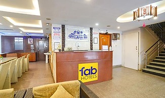 Fabhotel The Kings Suites