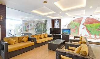 Fabhotel The Kings Suites