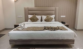 Fabhotel Prime Lavkush