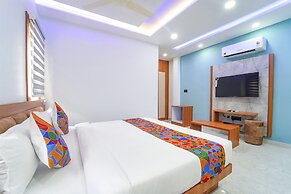 Fabhotel Q One Plaza