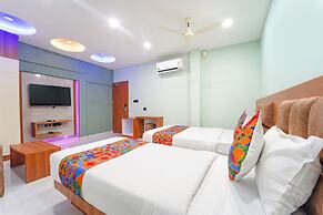 Fabhotel Q One Plaza