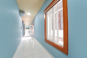 Fabhotel Q One Plaza