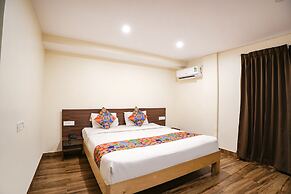Fabhotel Shreyas Shack