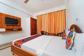 Fabexpress Majestic Inn