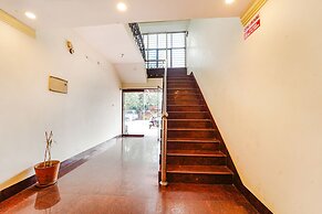 Fabexpress Majestic Inn