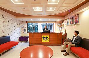 FabHotel De Rajnigandha