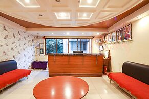Fabhotel De Rajanigandha
