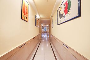 Fabhotel De Rajanigandha