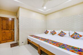 Fabhotel Sree Vishnu Bhavan