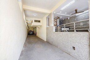 Fabhotel Sree Vishnu Bhavan