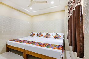 Fabhotel Sree Vishnu Bhavan