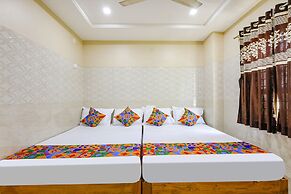 Fabhotel Sree Vishnu Bhavan