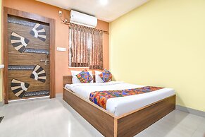 Fabhotel Santoshi