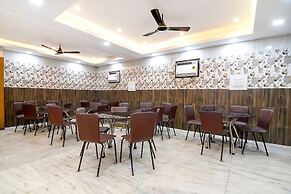 Fabhotel Santoshi