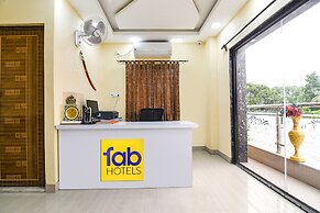 Fabhotel Santoshi