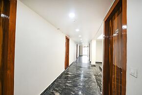 Fabhotel Mona Continental