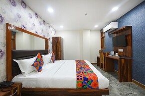 Fabhotel Mona Continental