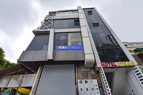 Fabhotel Utsah