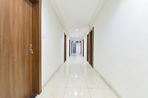 Fabhotel Grand Vista