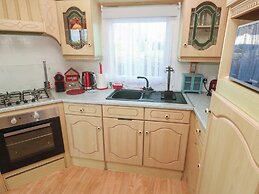 2br-garden-freeparking-charitydonation