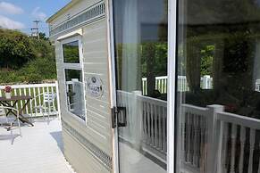 2br-garden-freeparking-charitydonation