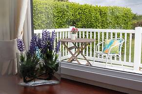 2br-garden-freeparking-charitydonation