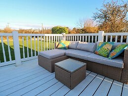 2br-garden-freeparking-charitydonation