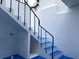 Casa Martinho Cozy Retreat in the Heart of Ponta Delgada