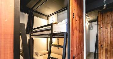 Banana Hostel Donmuang