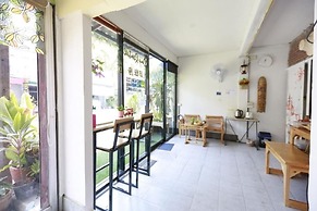 Banana Hostel Donmuang