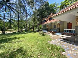 Ranong Resort and Laguna