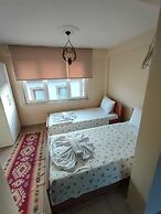 Çarşı Marin Denizer Pension
