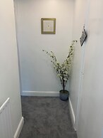 Posh Pad Woolton Village