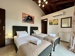 Villa Atlantis in Ionian Islands